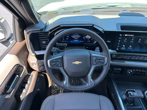 New 2026 Chevrolet Silverado 1500 LTZ w/ LTZ Convenience Package II image 39