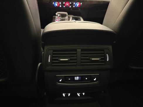 Used 2019 Audi Q7 2.0T Premium Plus AWD/4WD image 29