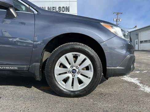 Used 2017 Subaru Outback 2.5i Premium image 13