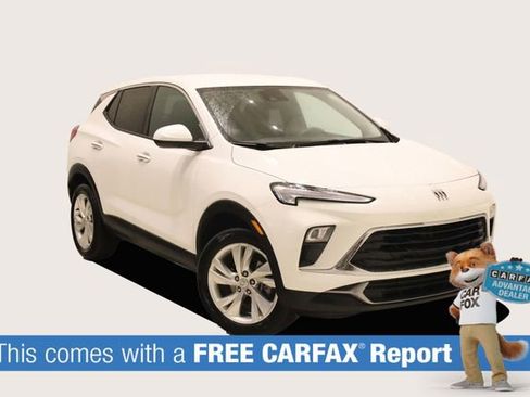 Used 2022 Volkswagen Atlas SE w/ Black Wheel Package image 2