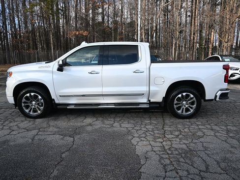 Used 2023 Chevrolet Silverado 1500 High Country w/ Technology Package image 3