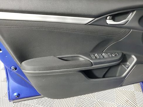 Used 2019 Honda Civic EX image 17