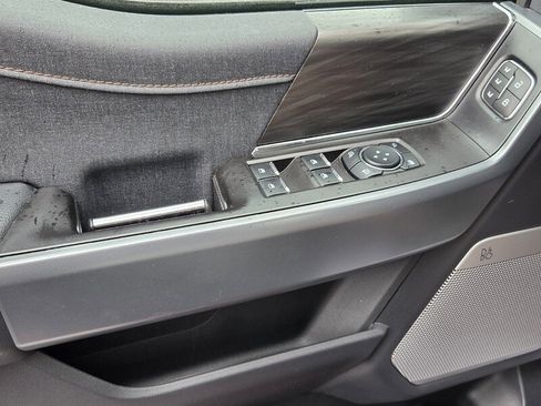 Used 2024 Ford F150 Lariat w/ FX4 Off-Road Package image 25