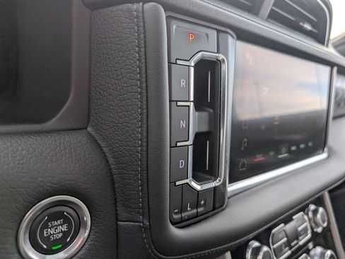 Used 2023 GMC Yukon Denali w/ Max Trailering Package image 23