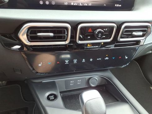 New 2026 Nissan Sentra SR image 12