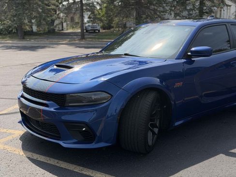 Used 2022 Dodge Charger Scat Pack RWD image 3