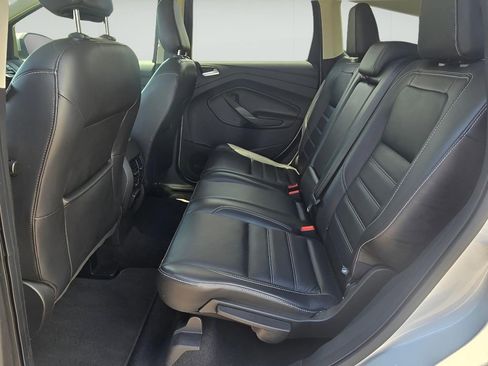 Used 2019 Ford Escape Titanium AWD/4WD image 24