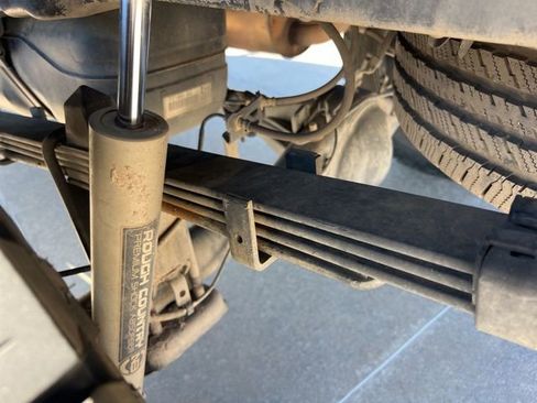 Used 2020 Toyota Tacoma SR5 image 9