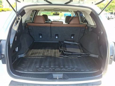 Used 2019 Subaru Outback 2.5i Touring AWD/4WD image 31