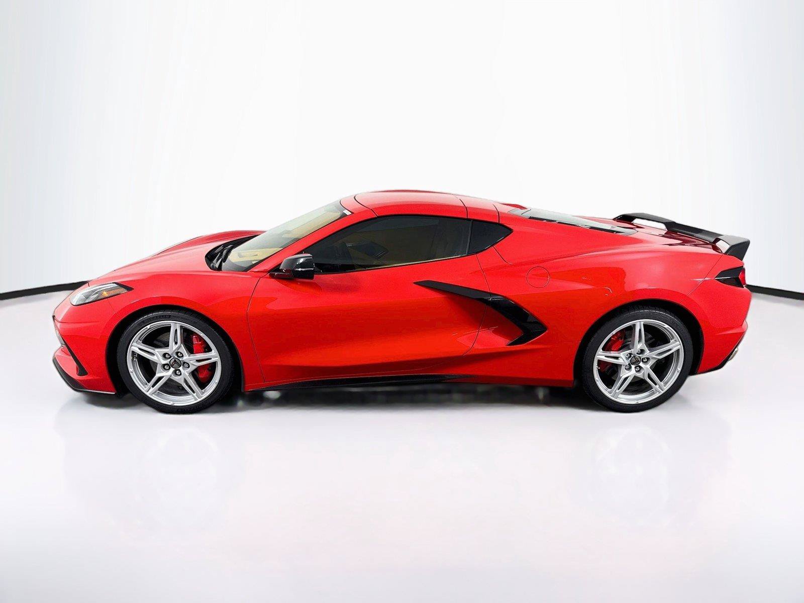 Used 2020 Chevrolet Corvette Stingray Premium Cpe w/ 3LT Preferred Equipment Group RWD image 2