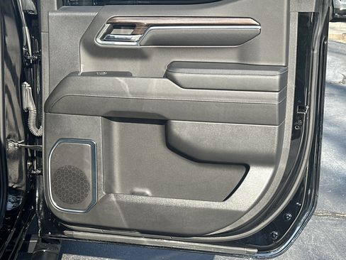 Used 2024 Chevrolet Silverado 1500 RST w/ Convenience Package II AWD/4WD image 16