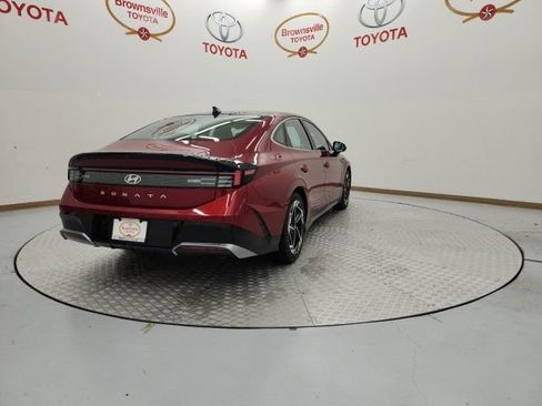 Used 2024 Hyundai Sonata SEL w/ Convenience Package image 8
