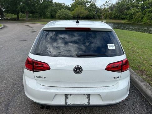 Used 2015 Volkswagen Golf TDI S image 4