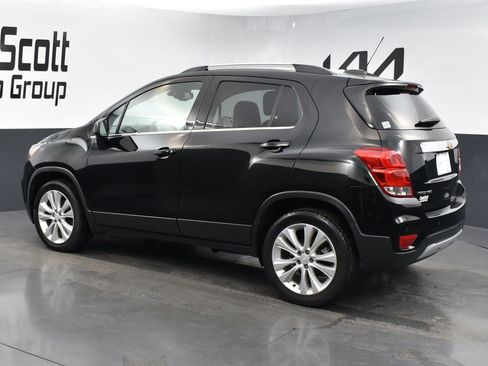 Used 2020 Chevrolet Trax Premier image 3