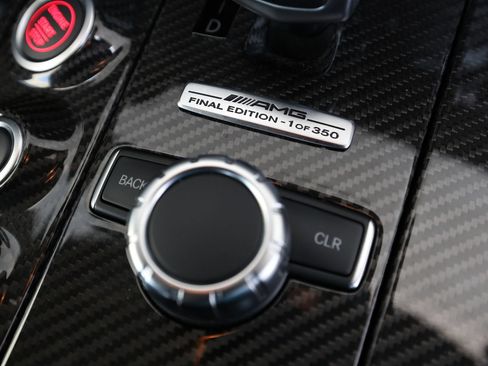 Used 2015 Mercedes-Benz SLS AMG GT Final Edition image 30