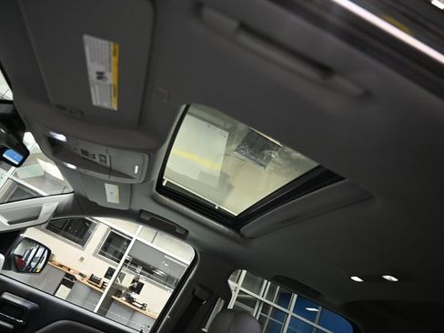 Used 2018 GMC Sierra 1500 SLT image 21