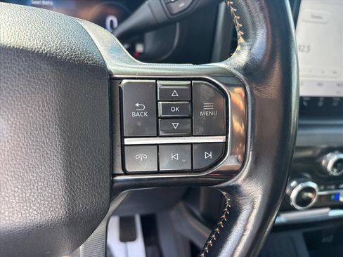 Used 2023 Ford F250 Platinum AWD/4WD image 32