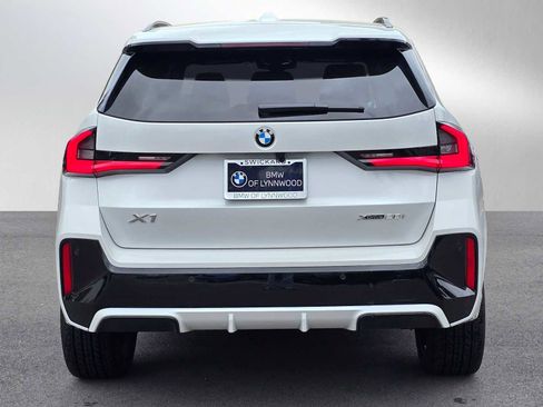 Used 2023 BMW X1 xDrive28i w/ Premium Package AWD/4WD image 4