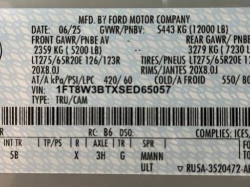 Used 2025 Ford F350 Lariat w/ Black Appearance Package AWD/4WD image 56