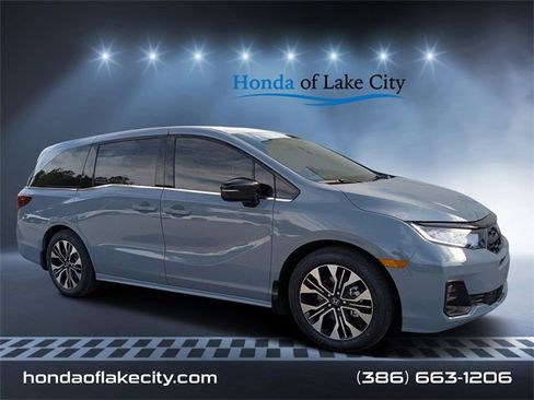 Used 2026 Honda Odyssey Sport-L image 1