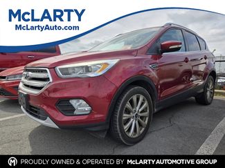 Used 2018 Ford Escape Titanium video 1