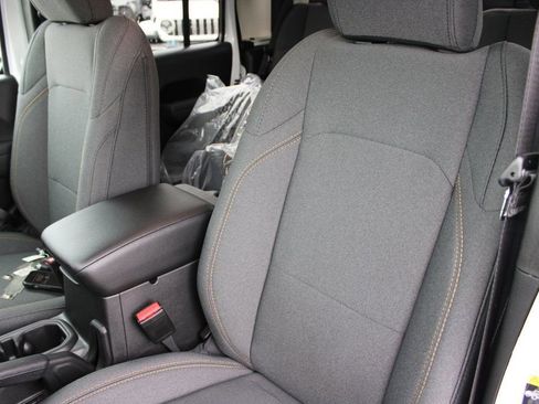 New 2026 Jeep Gladiator Sport image 21