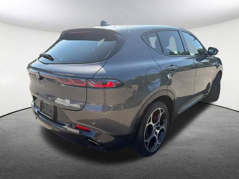 Used 2024 Alfa Romeo Tonale Veloce AWD/4WD image 14