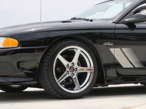 Used 1997 Ford Mustang GT RWD image 14