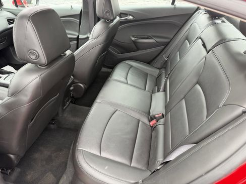 Used 2016 Chevrolet Cruze Premier image 13