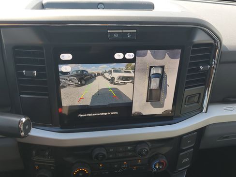 New 2026 Ford F250 XLT w/ XLT Premium Package image 18