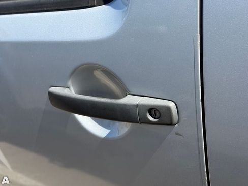 Used 2017 Nissan Frontier SV RWD image 10