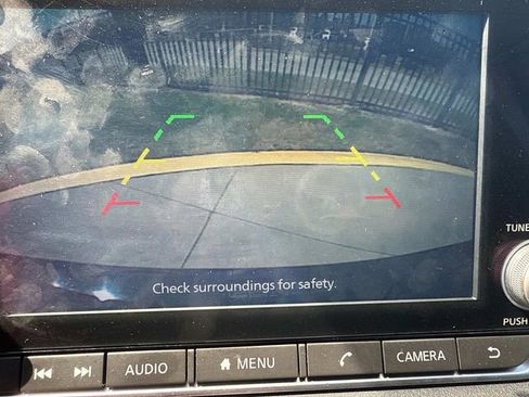 Used 2022 Nissan Sentra SR w/ Electronics Package image 32