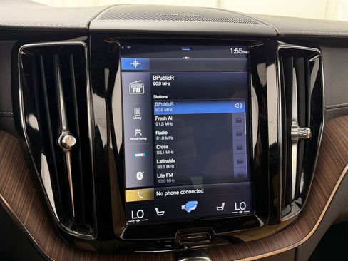 Used 2019 Volvo XC60 T6 Inscription w/ Protection Package Premier AWD/4WD image 16