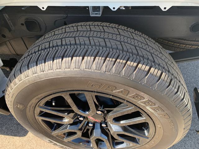Used 2026 GMC Sierra 1500 Pro w/ Graphite Edition RWD image 12