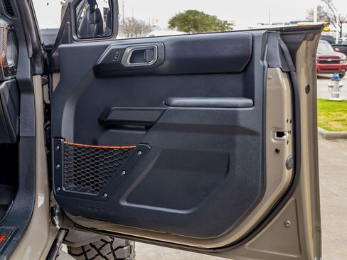 Used 2025 Ford Bronco Raptor image 37