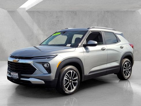 Used 2026 Chevrolet TrailBlazer LT image 8