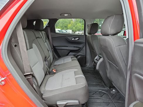 Used 2024 Chevrolet Blazer LT w/ Convenience Package FWD image 31