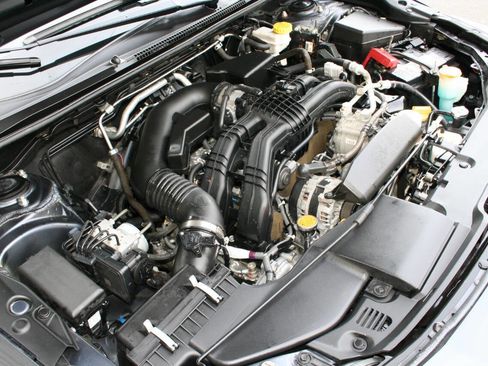 Used 2017 Subaru Impreza 2.0i Premium image 24