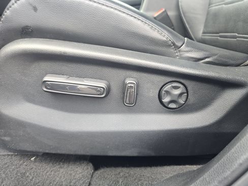 Used 2022 Honda CR-V EX-L image 16