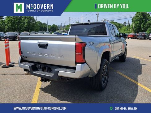 Used 2025 Toyota Tacoma TRD Sport AWD/4WD image 6