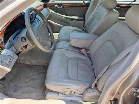 Used 2004 Cadillac De Ville w/ Equipment Group FWD image 14