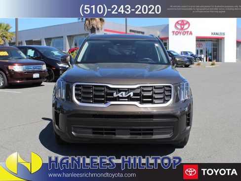 Used 2024 Kia Telluride S w/ S Sunroof Package FWD image 4