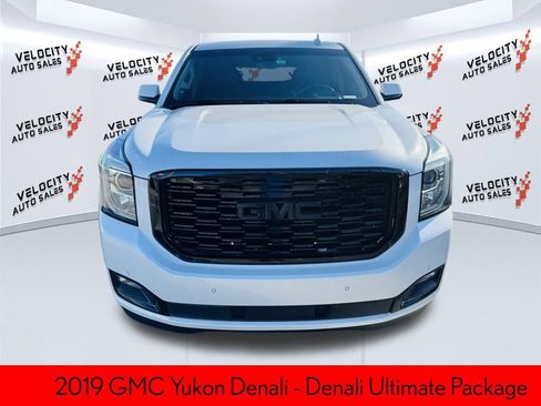 Used 2019 GMC Yukon Denali w/ Denali Ultimate Package image 8