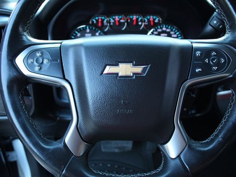 Used 2018 Chevrolet Silverado 1500 LT image 25