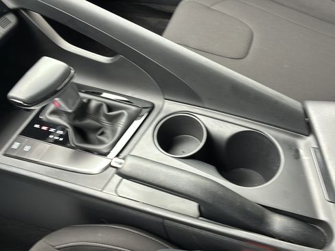 Certified 2025 Hyundai Elantra Sport FWD image 22