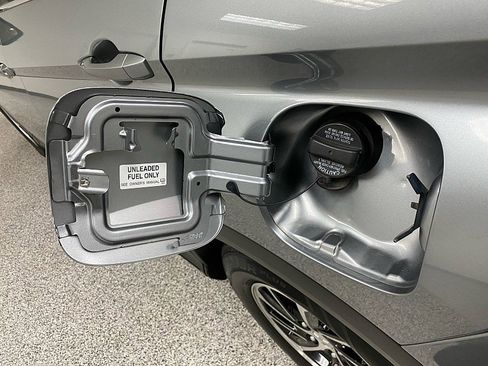 Used 2020 Mitsubishi Eclipse Cross ES image 29