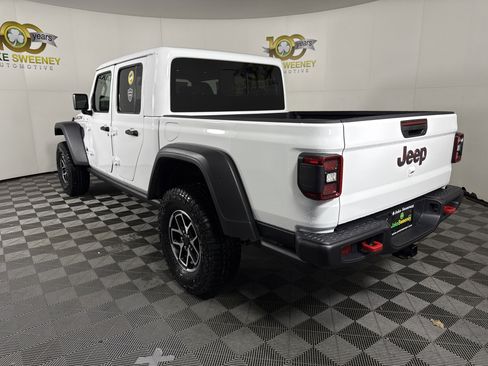 New 2026 Jeep Gladiator Rubicon w/ Technology Group AWD/4WD image 6