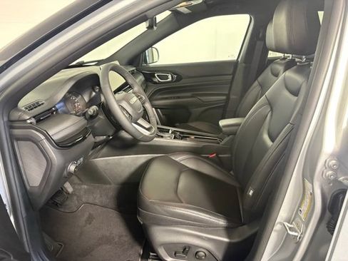 New 2026 Jeep Compass Limited AWD/4WD image 23