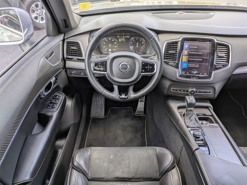 Used 2016 Volvo XC90 T6 R-Design w/ Vision Package image 21