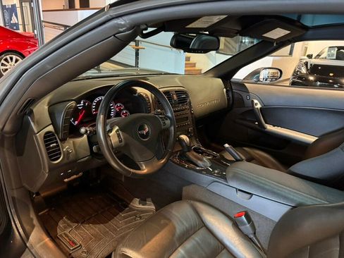 Used 2011 Chevrolet Corvette Grand Sport w/ Preferred Equipment Group image 10